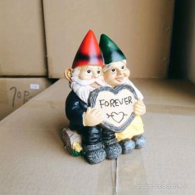 Garden Gnome Couple Statue