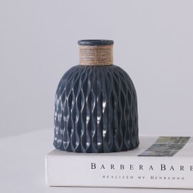 Modern Vase (Gray: Black)