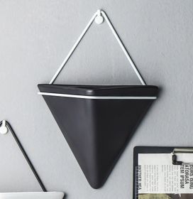 Triangle Wall Planter Wall Decoration Indoor Plant Hanger (Gray: Black, size: large)